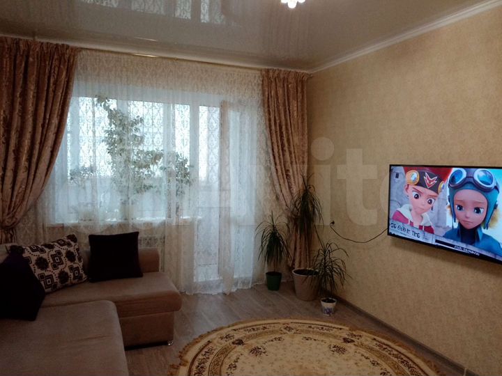 2-к. квартира, 83 м², 6/9 эт.