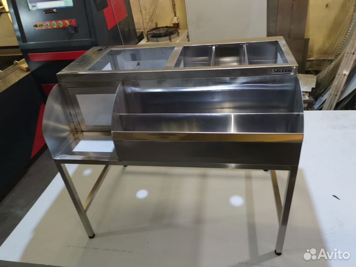 Стол купе с мойкой из нержавеющей стали