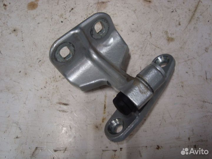 Петля двери задняя левая верхняя W221 M273 A221730