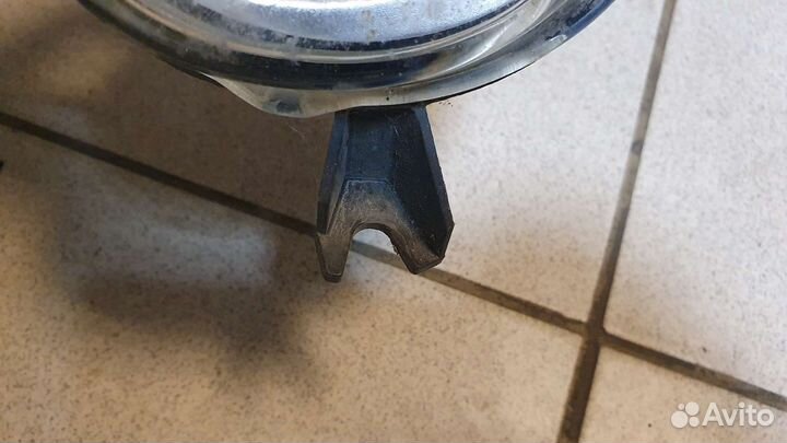 Фара противотуманная правая Vokkswagen Touareg