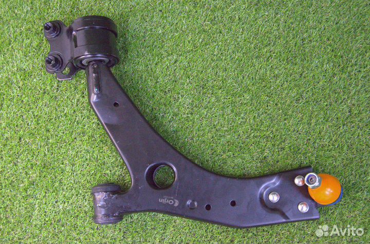 Рычаг передний левый Ford Focus 2 (21мм)