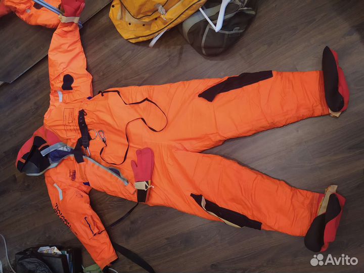 Тэрмокостюм спасательный