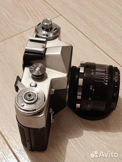 Фотоаппарат Зенит-Е, СССР