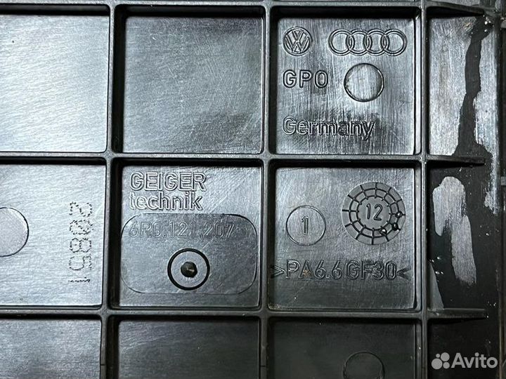 Диффузор радиатора Volkswagen Polo седан 1.6 2012