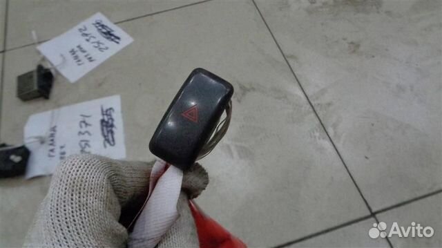 Кнопка аварийной сигнализации Mitsubishi Galant E