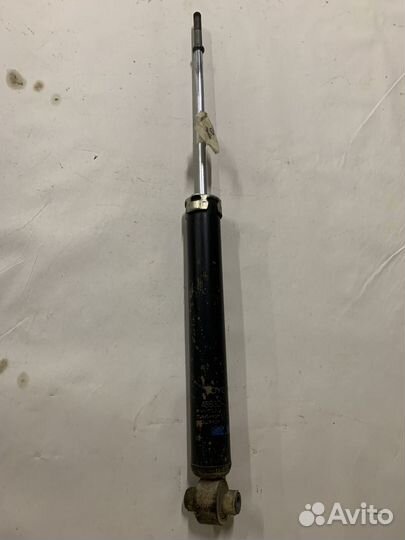 Амортизатор задний Тойота Королла 150