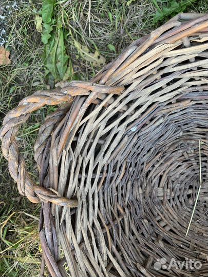 Корзина плетеная