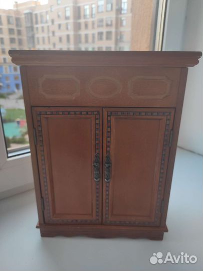 Шкатулка деревянная