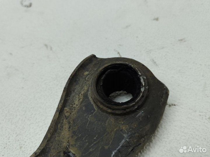 Рычаг подвески нижний задний левый Mitsubishi