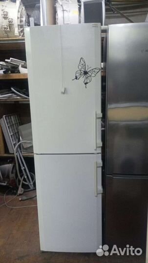 Холодильник бу Liebherr белый