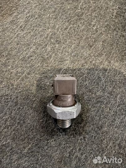 Датчик давления масла N62B44 BMW e63 e60 e70 x5