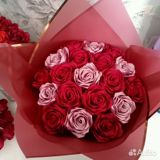 Букет из атласных лент