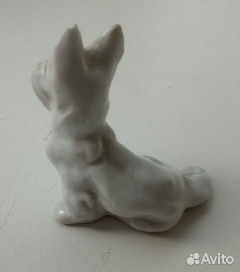 Фарфоровые статуэтки СССР лфз Скотч терьер белый