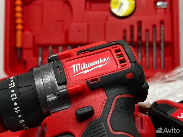 Шуруповерт Milwaukee 36v