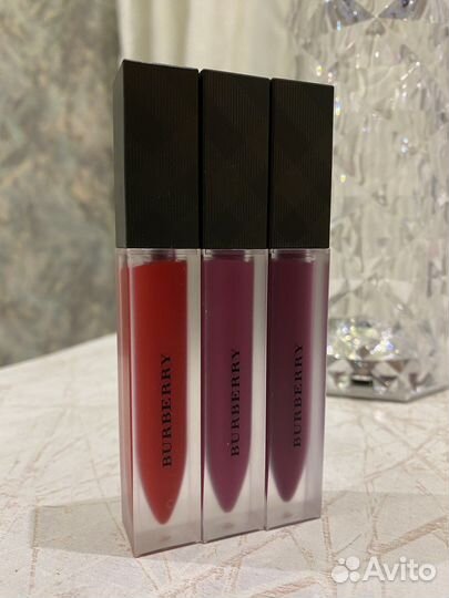 Бархатная жидкая помада Burberry