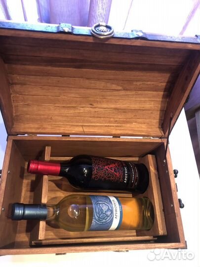 Подарочный сундук для хранения вина