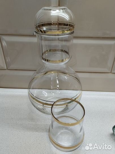 Графин цветное стекло СССР. Пробки на графины