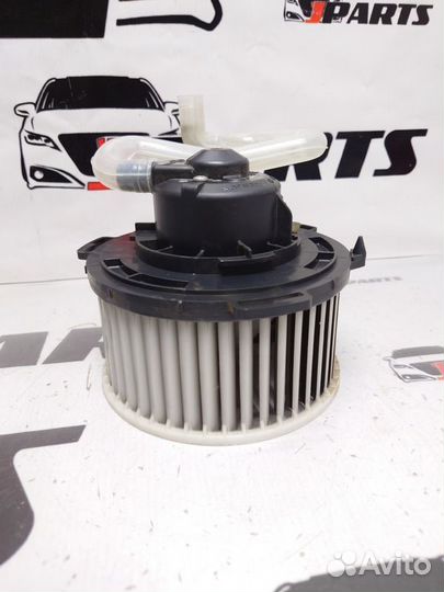 Моторчик отопителя Mazda 3 BK рестайлинг (2006—200