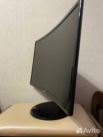 Монитор Samsung 24 изогнутый
