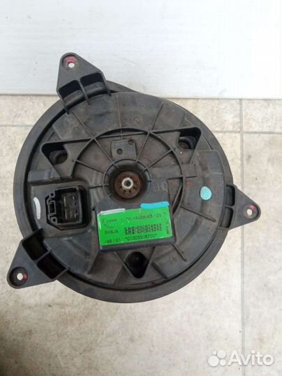 Моторчик печки Ford Mondeo 3 1S7H18456AB