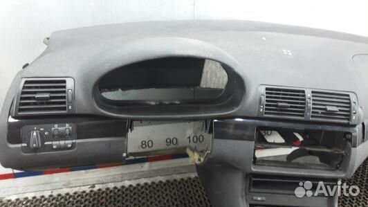 Панель приборов (торпедо) BMW 3 E46 (1BL03IS01)