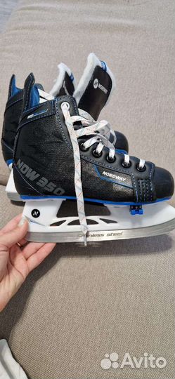 Коньки хоккейные детские
