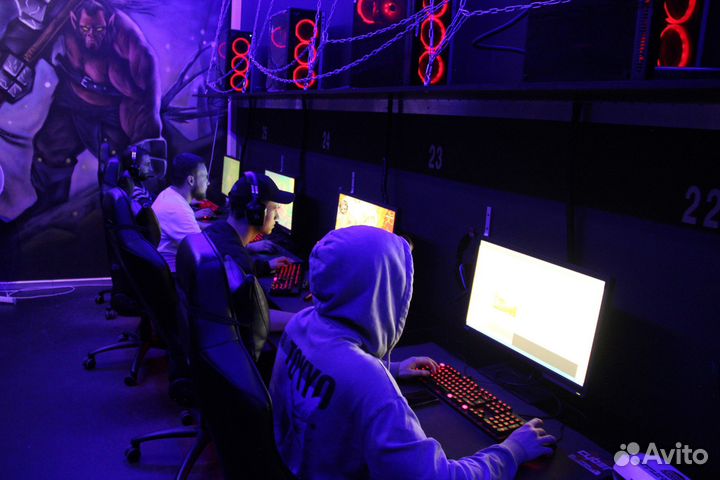 Готовый бизнес компьютерный клуб м. Домодедовская