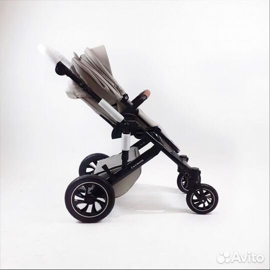 Luxmom Прогулочная коляска