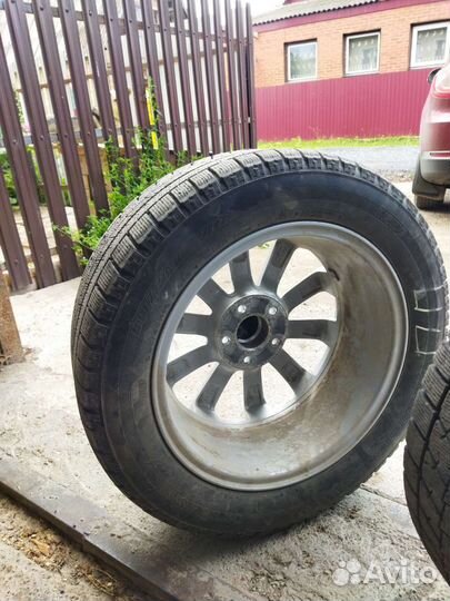 Bridgestone Blizzak VRX 205/55 R16