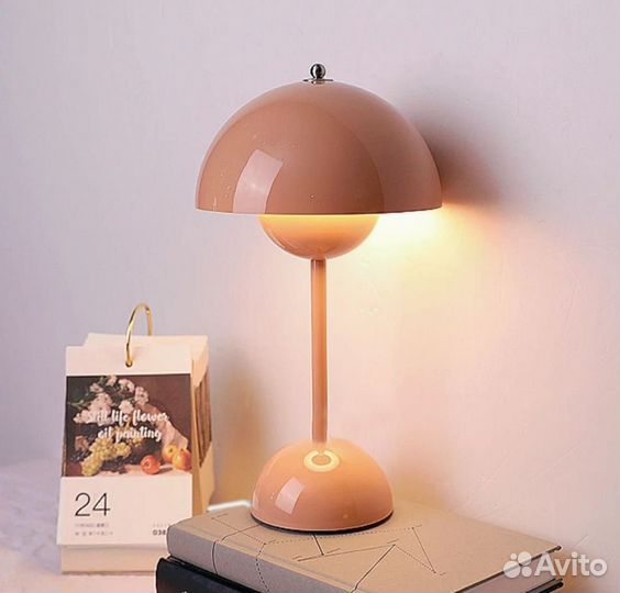 Дизайнерский ночник как flower pot