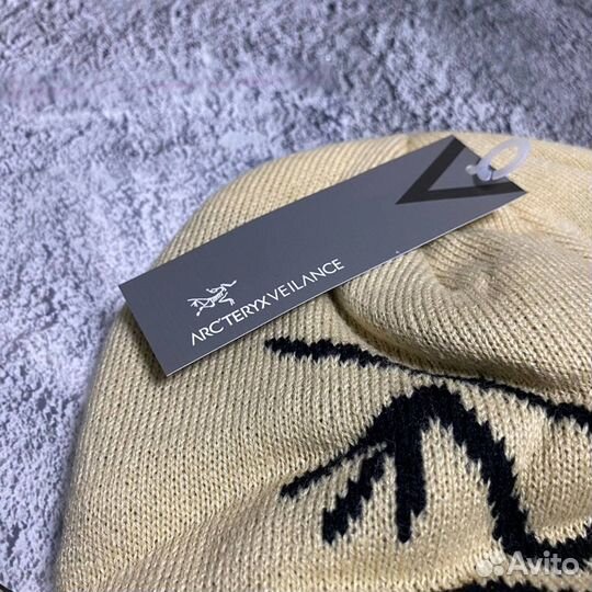 Шапка Arcteryx