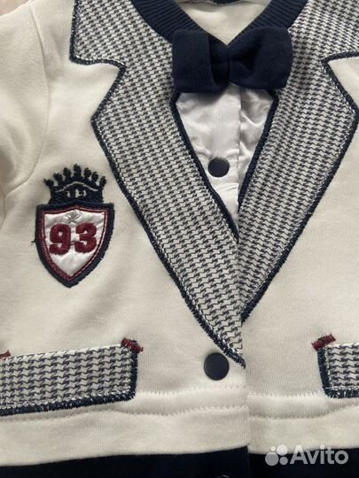 Боди-костюм на 0-3 мес