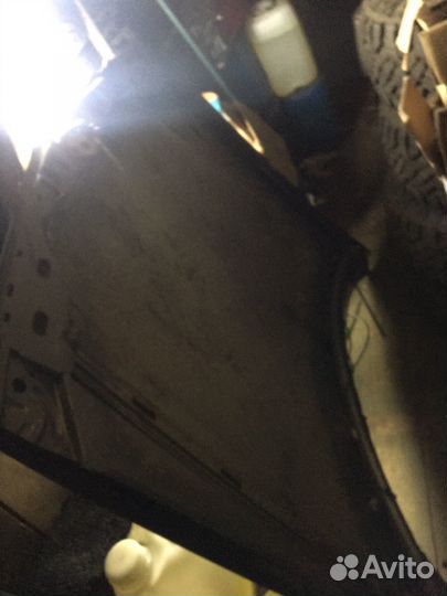 Капот на mercedes 124