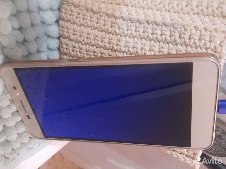 Телефон Honor 4C Pro