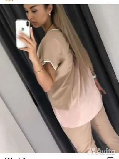 Спортивный костюм женский 44-46 новый