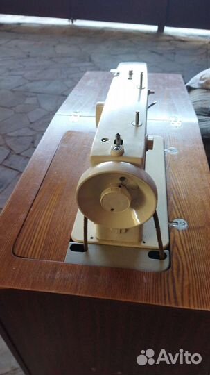 Швейная машинка