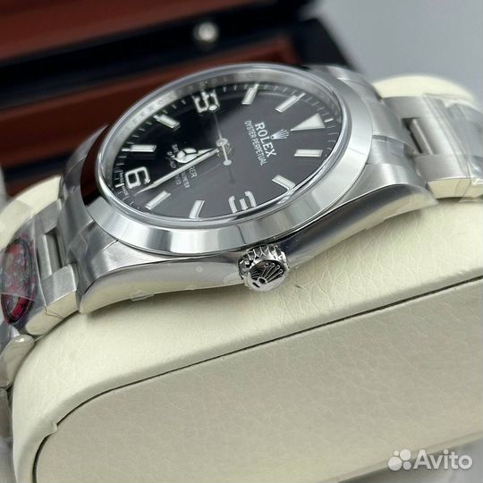 Часы Rolex Explorer