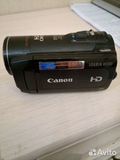 Цифровая видеокамера Canon legria hf200