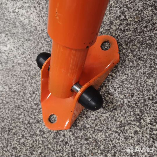 Парковочный барьер 750х500х500, труба 1.5 и 2.8 мм