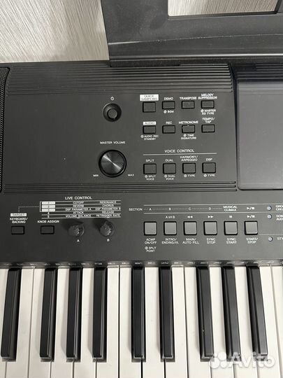Синтезатор Yamaha PSR-EW410