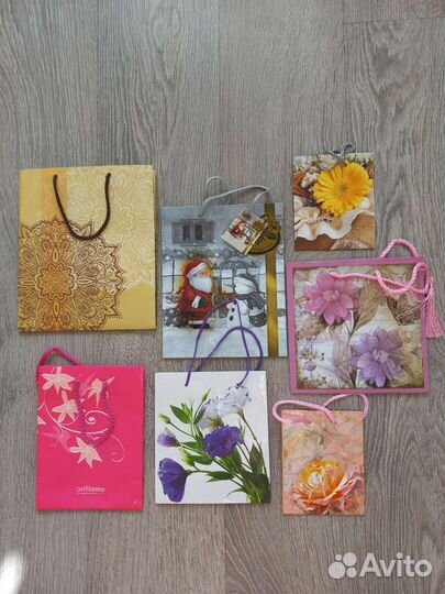 Пакет бумажный подарочный