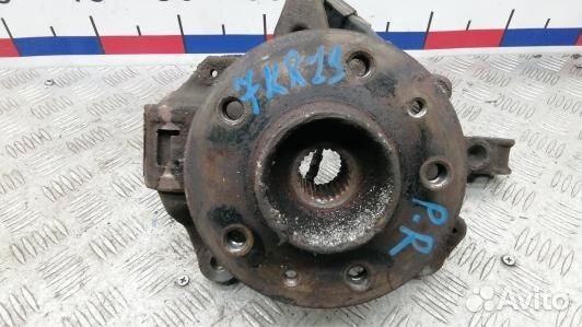 Ступица передняя правая renault scenic 3 (7KR19N90
