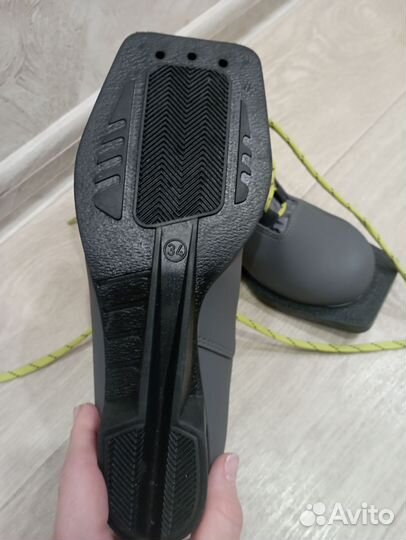 Лыжные ботинки 34 размер