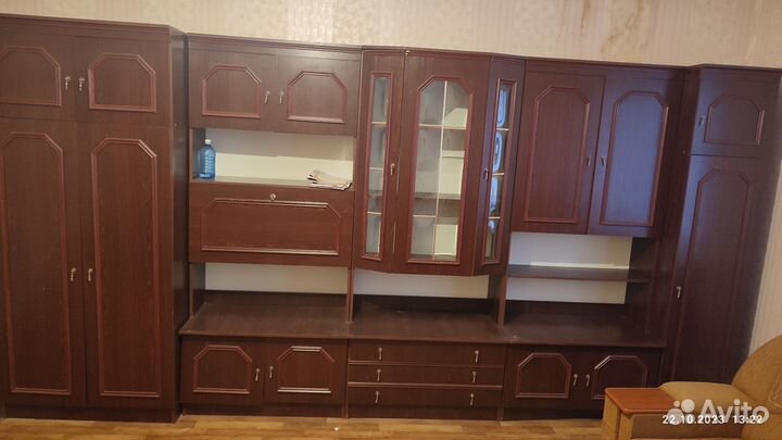 Стенка в гостиную