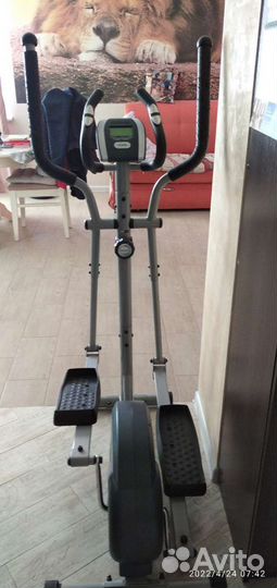 Эллиптический тренажер torneo