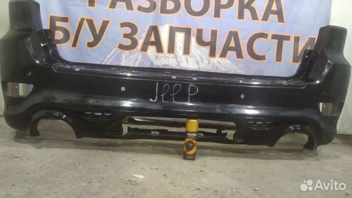 Jeep grand Cherokee wk2 srt8 бампер задний