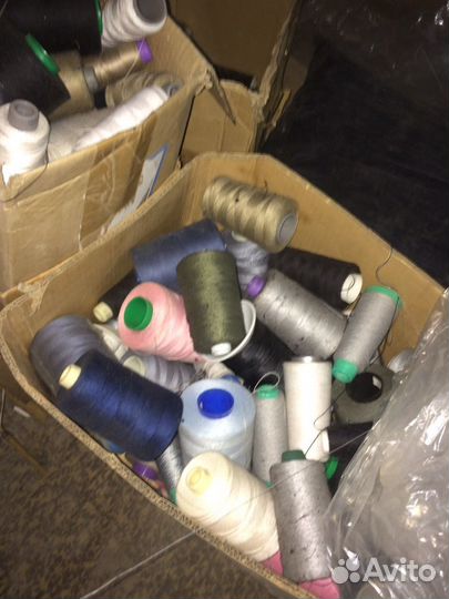 Нитки швейные