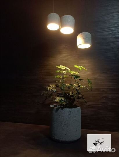 Люстра из бетона