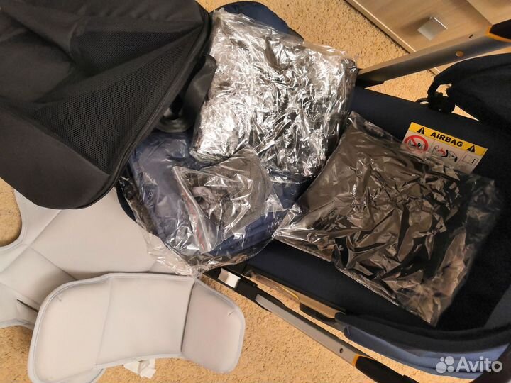 Детские коляски 3 в 1