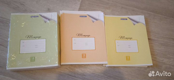 Тетрадь в косую линейку